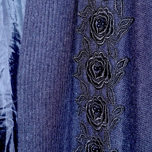 Jaguar Wool Blend Cardigan - Picture 4 of 6